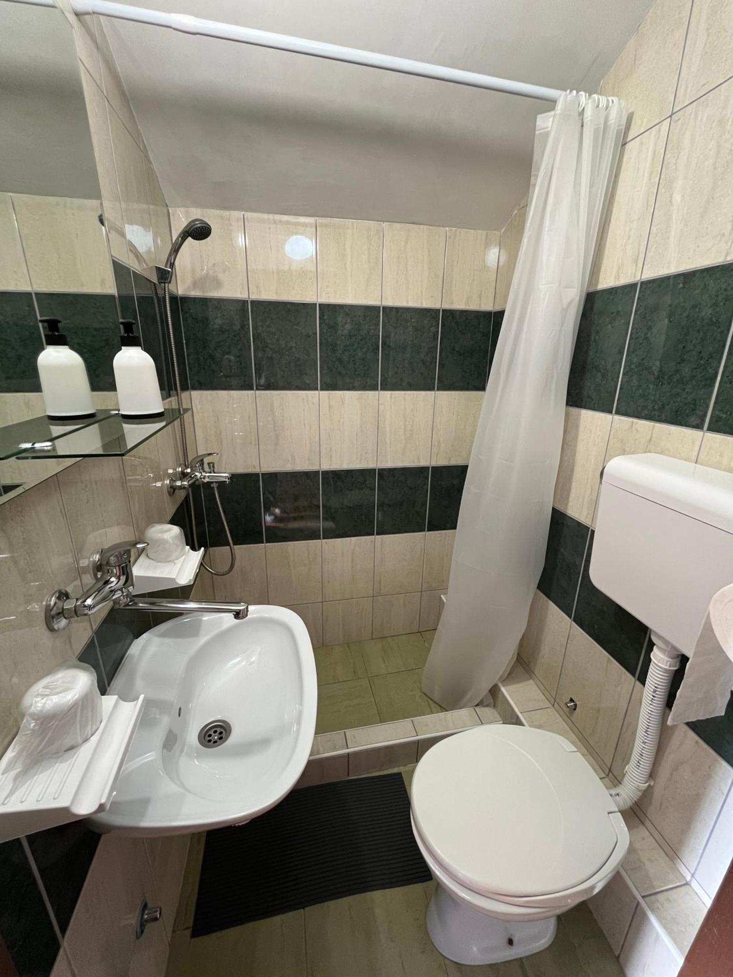 Appartamento Sobe Zoka Subotica Esterno foto